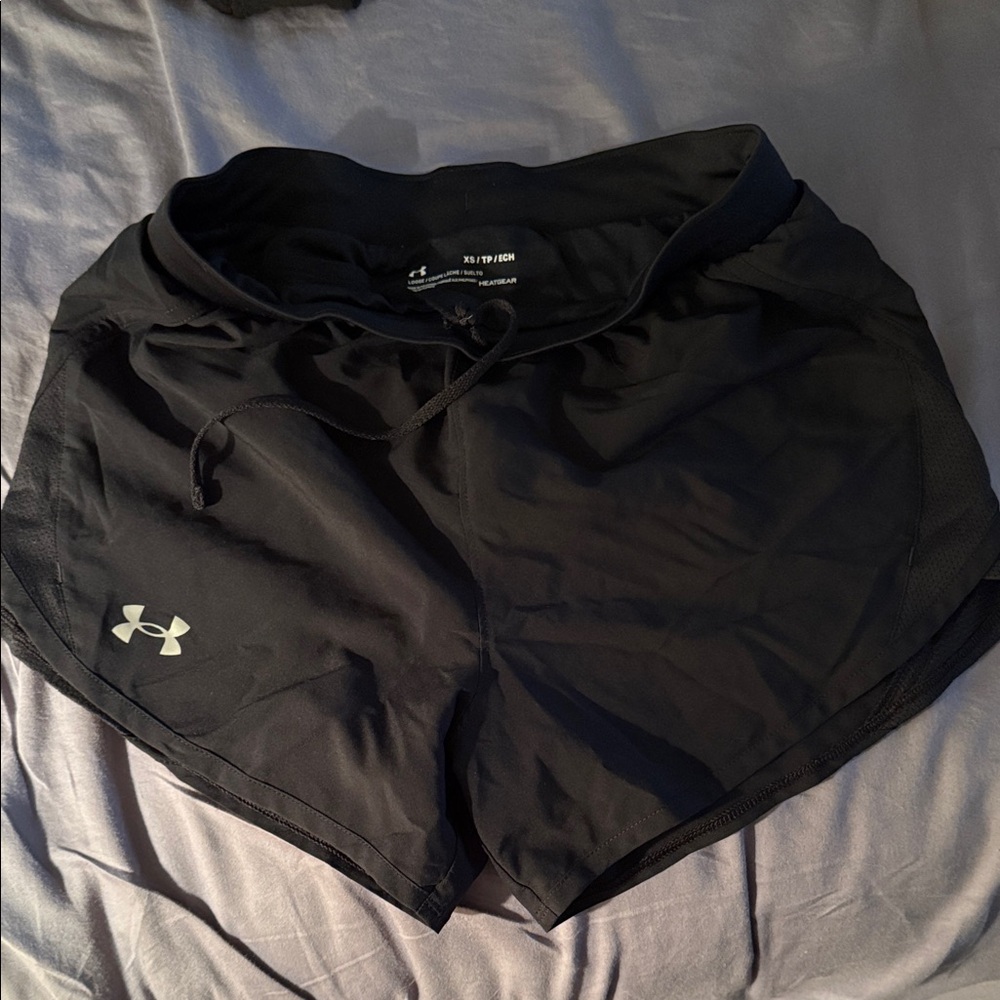 Under Armour Women's Athletic Black Shorts  XS